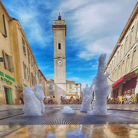 Lägenhet Le - Plein Centre Nîmes