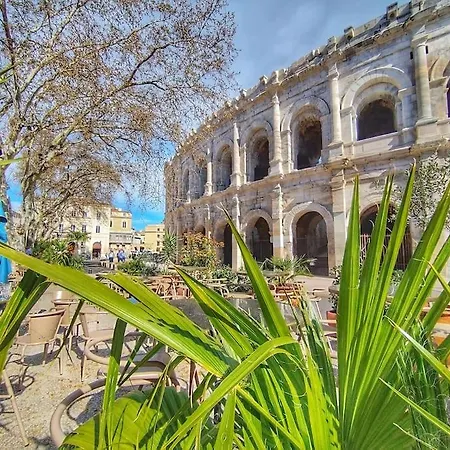 Lägenhet Le - Plein Centre Nîmes